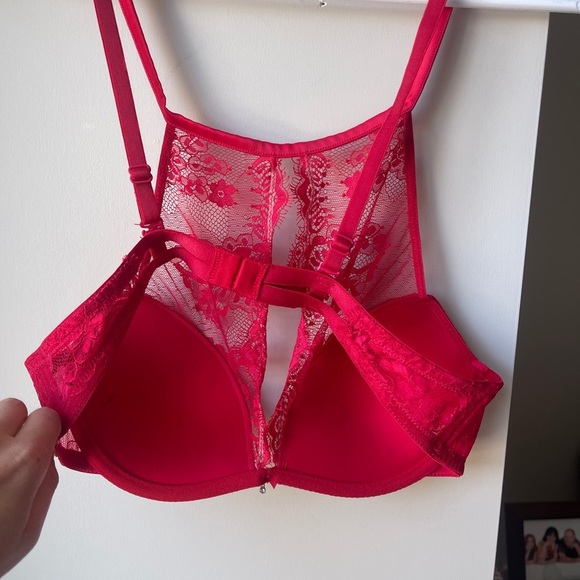 La Vie En Rose Beautiful Lace Halter Bra 34B - Picture 3 of 5